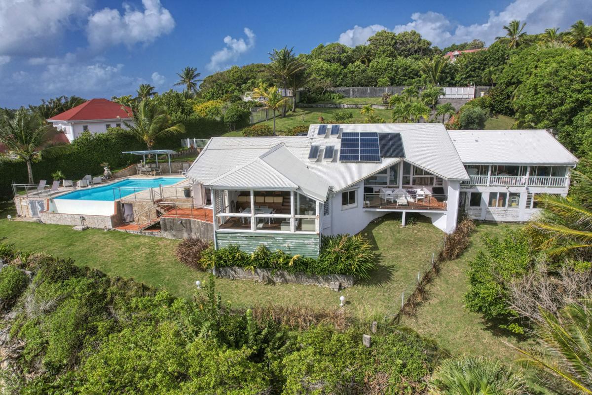 4.Location Villa piscine vue mer Ste Anne Guadeloupe_Vue ensemble